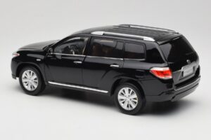 Toyota Highlander XU40 ブラック Paudi Model 1:18 2043612-B1 メタル - 画像 7/8