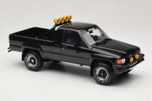 Toyota Hilux N60 SR5 Pickup ブラック Otto 1:18 OT481B レジン - 画像 4/6