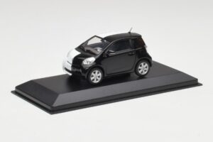 Toyota iQ ブラック & ホワイト ジュネーブモーターショー 2009 Minichamps 1:43 400166801 メタル - 画像 2/4