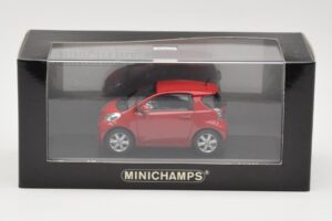 Toyota iQ レッド Minichamps 1:43 400166800 メタル - 画像 4/4