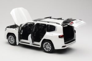 Toyota Land Cruiser J300 ZX ホワイト LCD 1:18 LCD18013-ZX-WH メタル - 画像 5/8