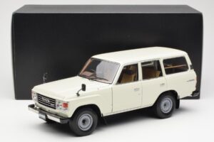 Toyota Land Cruiser J60 ホワイト Kyosho 1:18 08956W メタル - 画像 8/8