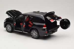 Toyota Land Cruiser LC200 ブラック Kengfai 1:18 KF024-13 メタル - 画像 5/8