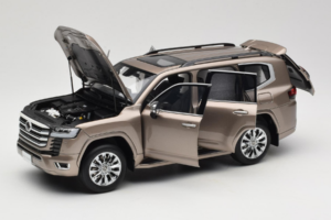 Toyota Land Cruiser LC300 ZX ゴールド LCD 1:18 LCD18013-ZX-GO メタル - 画像 2/8
