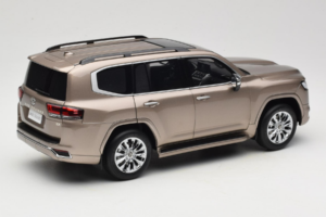 Toyota Land Cruiser LC300 ZX ゴールド LCD 1:18 LCD18013-ZX-GO メタル - 画像 3/8