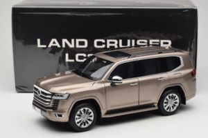 Toyota Land Cruiser LC300 ZX ゴールド LCD 1:18 LCD18013-ZX-GO メタル - 画像 8/8