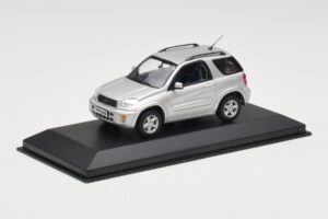 Toyota RAV4 XA20 シルバー ライトインテリア Minichamps 1:43 31434205 メタル - 画像 2/4