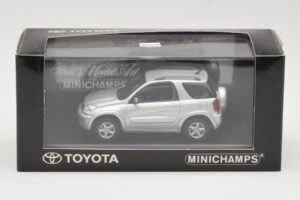 Toyota RAV4 XA20 シルバー ライトインテリア Minichamps 1:43 31434205 メタル - 画像 4/4