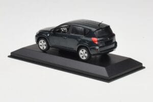 Toyota RAV4 XA20 グリーン Minichamps 1:43 TOYOTA008 メタル - 画像 3/4