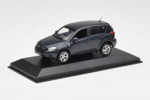 Toyota RAV4 XA30 グレー Minichamps 1:43 TOYOTA002 メタル - 画像 2/4