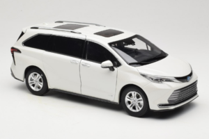 Toyota Sienna XL30 ホワイト OEM 1:18 TOYOTA013 メタル - 画像 6/8