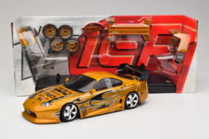 Toyota Supra A80 ゴールド Tunerz Edition Hot Wheels 1:18 B6091 メタル - 画像 2/7