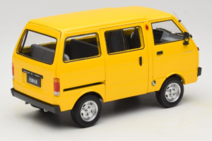 Toyota TJ110 Tianjin Huali イエロー OEM 1:18 TOYOTA014 メタル - 画像 3/8