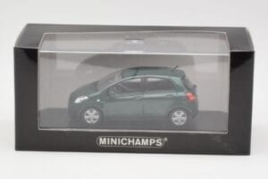 Toyota Yaris XP10 Oxford Green Minichamps 1:43 400166501 メタル - 画像 4/4