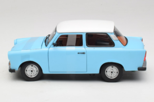 Trabant 601 Deluxe ブルー ホワイト Sun Star 1:18 4286 メタル - 画像 3/6