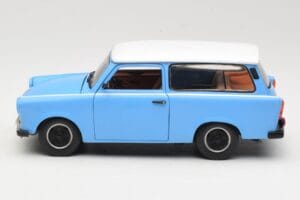 Trabant 601 エステート ブルー Sun Star 1:18 4272 メタル - 画像 4/8