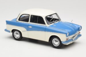 Trabant P50 ライトブルー クリーム BoS Models 1:18 BOS035 レジン - 画像 4/6