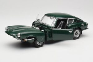 Triumph GT6 Mk3 グリーン Sun Star 1:18 1055 メタル - 画像 2/8