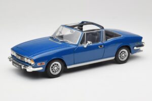 Triumph Stag Mk1 Sapphire Blue Revell 1:18 8815 メタル