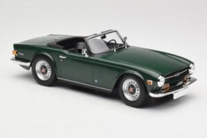 Triumph TR6 PI ダークグリーン Minichamps 1:18 155132030 メタル - 画像 4/6