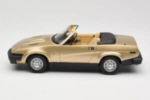 Triumph TR7 DHC ゴールド BoS Models 1:18 BOS221 レジン - 画像 3/6