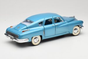Tucker Torpedo ブルー Road Signature 1:18 92268 メタル - 画像 3/8