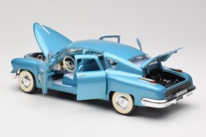 Tucker Torpedo ブルー Road Signature 1:18 92268 メタル - 画像 5/8