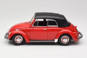 Volkswagen 1302 LS カブリオレ レッド Revell 1:18 08470 メタル - 画像 4/8