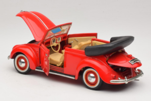 Volkswagen Beetle カブリオレ レッド Maisto 1:18 56010 メタル - 画像 5/8
