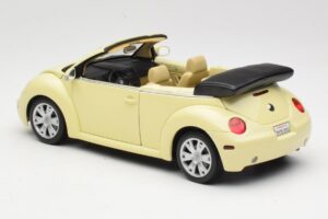 Volkswagen Beetle カブリオレ イエロー Gate 1:18 VW24108 メタル - 画像 7/8