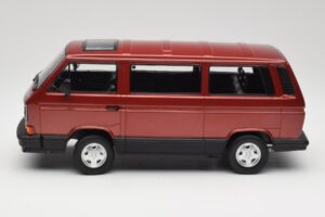 Volkswagen Bus T3 Multivan Magnum Mars Red Metallic KK-Scale 1:18 KKDC180991 メタル - 画像 3/6