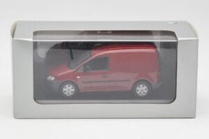 Volkswagen Caddy 2K ダークレッド Minichamps 1:43 CADDY004 メタル - 画像 4/4