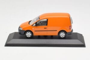 Volkswagen Caddy 2K オレンジ Minichamps 1:43 CADDY005 メタル