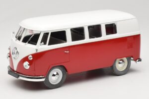 Volkswagen Combi T1 レッド & ホワイト Solido 1:18 8031 メタル