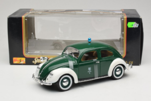 Volkswagen Export Sedan Police Maisto 1:18 56004 メタル - 画像 6/6