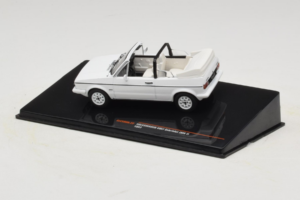 Volkswagen Golf カブリオレ Mk1 ホワイト IXO 1:43 CLC590N メタル - 画像 3/4