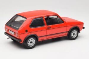 Volkswagen Golf GTI Mk1 レッド Solido 1:18 8166 メタル - 画像 3/8