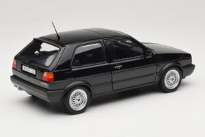 Volkswagen Golf GTI Mk2 ブラック Norev 1:18 188444 メタル - 画像 3/8