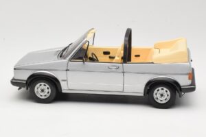 Volkswagen Golf Mk1 カブリオレ シルバー Sun Star 1:18 VW004 メタル - 画像 4/8