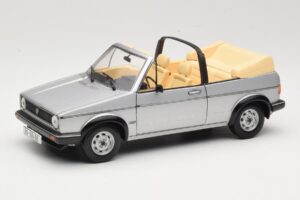 Volkswagen Golf Mk1 カブリオレ シルバー Sun Star 1:18 VW004 メタル
