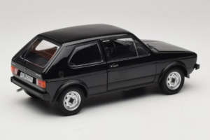 Volkswagen Golf Mk1 GTI ブラック Norev 1:18 188487 メタル - 画像 3/8