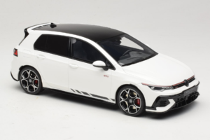 Volkswagen Golf Mk8 GTI Clubsport Pure White Otto 1:18 OT1221 レジン - 画像 4/6