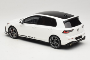 Volkswagen Golf Mk8 GTI Clubsport Pure White Otto 1:18 OT1221 レジン - 画像 5/6