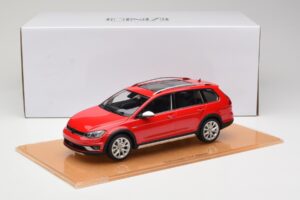 Volkswagen Golf Mk7 Alltrack Tornado Red DNA 1:18 DNA000035 レジン - 画像 6/6