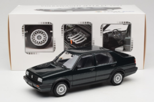 Volkswagen Jetta Mk3 CL ブラック Icartime 1:18 JETTA001 メタル - 画像 8/8