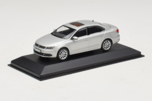 Volkswagen Jetta Mk6 シルバー Minichamps 1:43 JETTA002 メタル - 画像 2/4