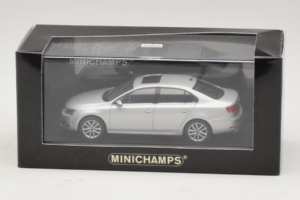 Volkswagen Jetta Mk6 シルバー Minichamps 1:43 JETTA002 メタル - 画像 4/4