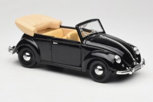 Volkswagen ビートル カブリオレ ブラック Maisto 1:18 37800-M6 メタル - 画像 6/8