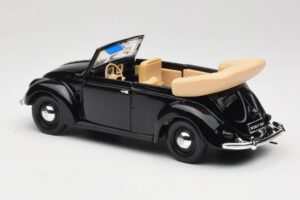 Volkswagen ビートル カブリオレ ブラック Maisto 1:18 37800-M6 メタル - 画像 7/8
