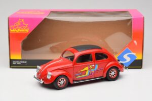 Volkswagen ビートル レッド Solido 1:18 8306 メタル - 画像 8/8